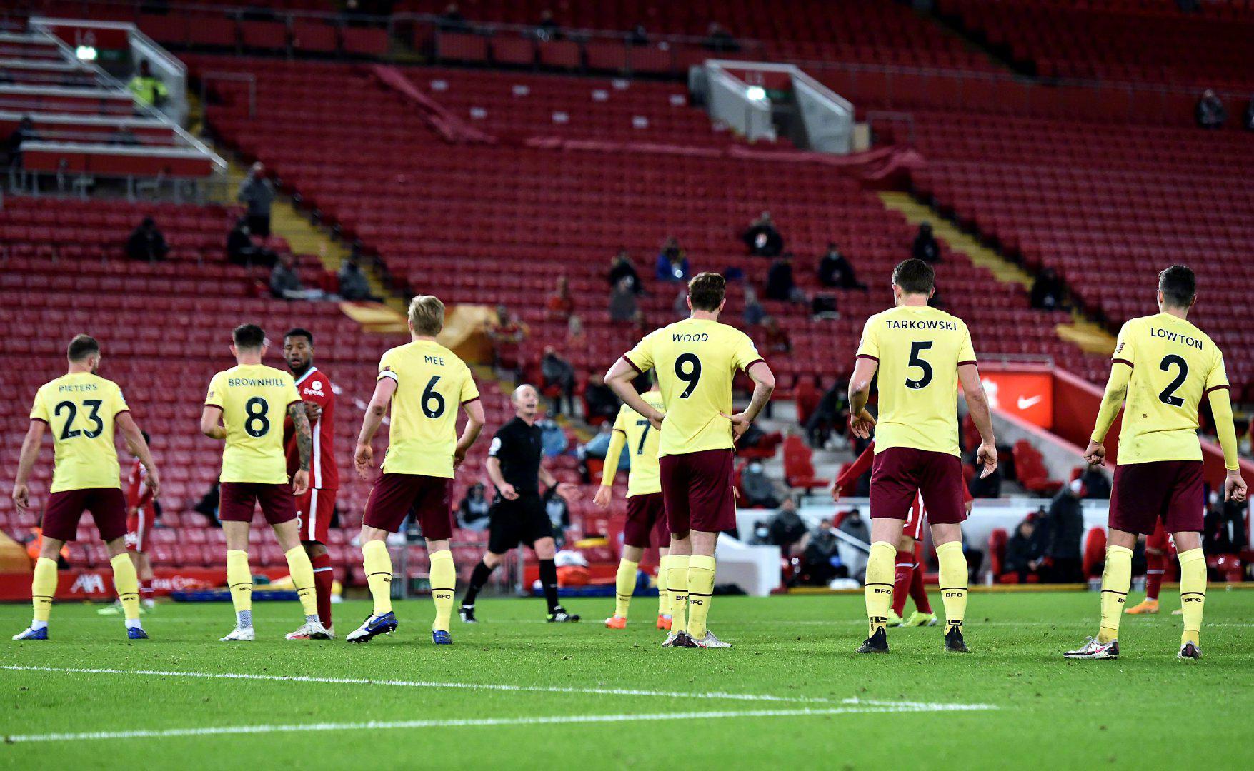 卡关于降低 卡关于降低